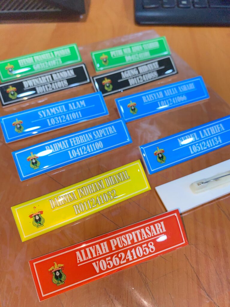 papan nama