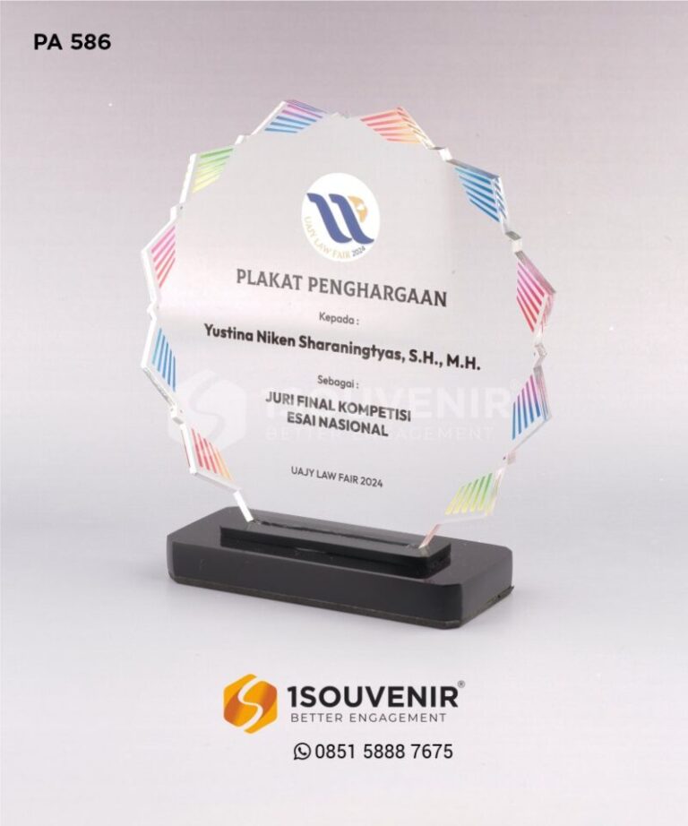 pa586 plakat akrilik uajy law fair 2024